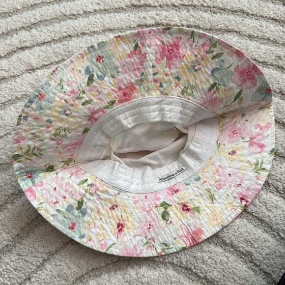Abercrombie & Fitch Floral bucket hat - Picture 4 of 4